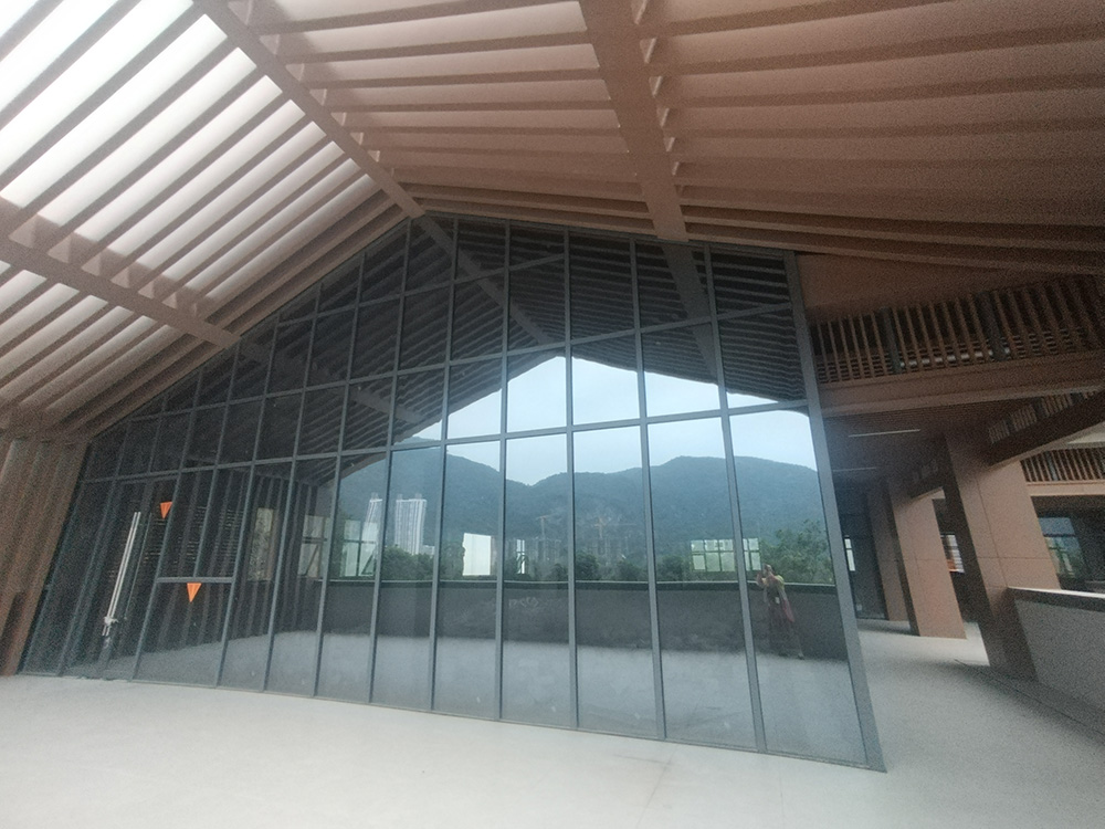 磁湖和乐园商业街土建及室内外装修工程