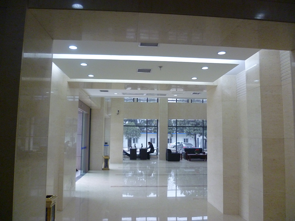 下陆区人民检察院“两房”建设业务综合楼装饰工程设计、施工